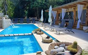 Pualy Resort & Spa